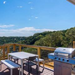 Plunge Pool Grill Scenic Family Views Near Lake