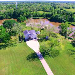 Riversbend Retreat on the San Bernard River