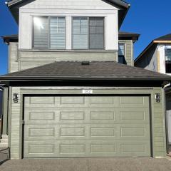 Exquisite 4BR & 3 Baths 2000sqft Home