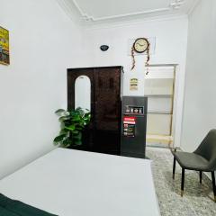 Viet Home Stay - Chi nhánh Phố Chùa Láng - Gần Bệnh Viên Nhi, HV Ngoại Giao, Đh Ngoại Thương
