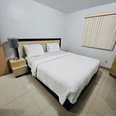 Peaceful 1 bedroom, 1 bathroom at Joe's Place