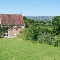 Ian's Cottage, Wedmore - country cottage for two