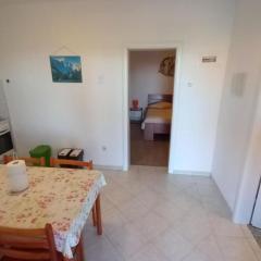 Comfort One Bedroom Apartment with Terrace and Sea view