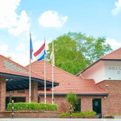 Hollandse Club Retreat