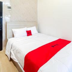 Urbanview near Syamsudin Noor Airport