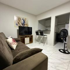 Casa rosa - conforto com split, wifi e água quente