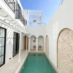 Modern Sanctuary Luxury 3BR Escape in Berawa