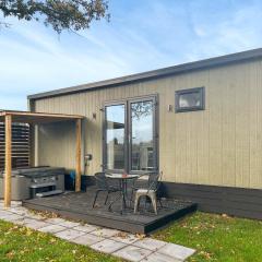 Kings Moor Retreat 1 - Uk50821