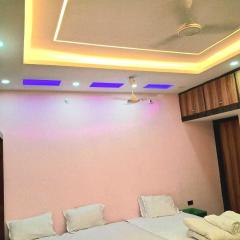 Hotel O Raj Mahal INN