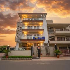 FabHotel Emoji Stays