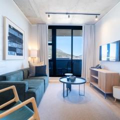 715 Riverlands - Lux 2 Bedroom Apartment