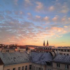 ROOF No 51 - Superior Sky Suite with Terrace and AC