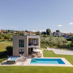 Villa Fiducia - Modern villa close to Poreč