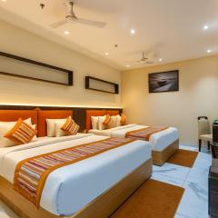 The SM Hotel By RMR Hotels