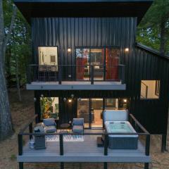 Lovers Lookout LUX Stay Relax & Refresh