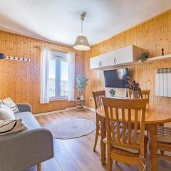 Sierra Nevada Ski Slope Lodge - Free parking