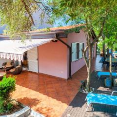 Ferienhaus Nina mit Whirpool by Villas Guide