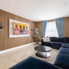 Luxury 4 Bedroom Apartment in Central London