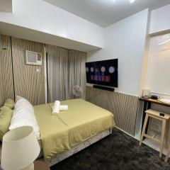 Manila Room Near US Embassy 40th FL Grand Rivier