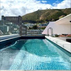 Kkape Sands - Peak Views From Sea Point Pad