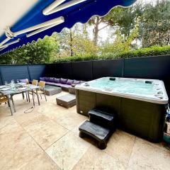 Antibes - 3 pièces cosy avec jacuzzi & grande terrasse