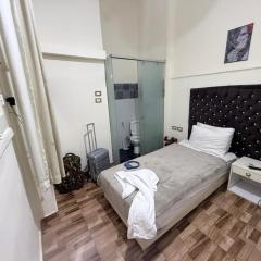 استوديو بجوار طلعت حرب