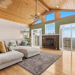 The Greenview Manor with Lake Views