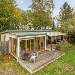 2 Bedroom Awesome Home In Erm