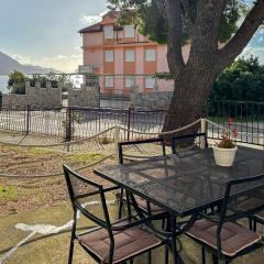 4 Bedroom Stunning Apartment In Makarska