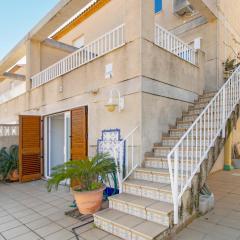 Beautiful Apartment In Oliva With Wifi