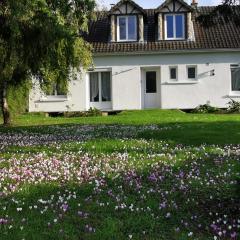 Cosy la Riveraine Cottage