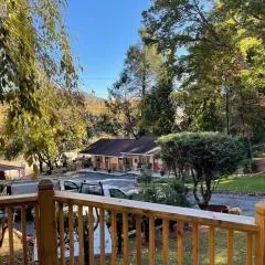 Mountain Aire Cottages, Inn & Glamping