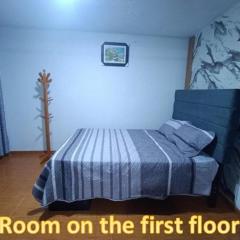 Hospedaje - A y C Taxi- Airport - Accommodation - ROOM ON THE 1ST FLOOR