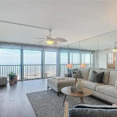 Luxury Two Bedroom Beachfront Condo with Panoramic Gulf Views