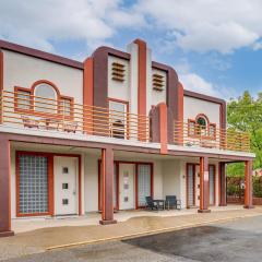 Easily Explore Fair Oaks Village! Unique Condo