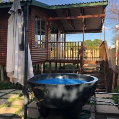 Romantic cabin in Big 5 Reserve