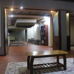 Montane Safaris Hotel, Entebbe