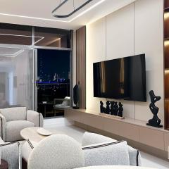 Burj View Luxe, 1BR Apartment, Pool & Gym