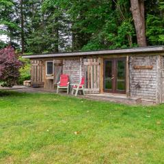 The Wood Shed with hot tub