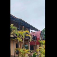 Hotel y Cabañas El Sauce