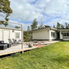 6 person holiday home in GAMLEBY