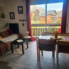 Bois d'aurouze superdevoluy pied des pistes 6 couchages