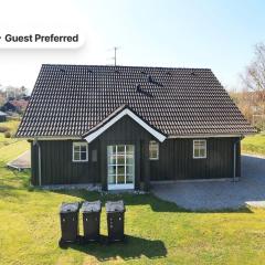 8 person holiday home in Løgstrup-By Traum