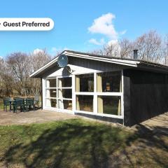 6 person holiday home in Hurup Thy-By Traum