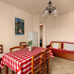 Apartment with 2 shared pools near sea