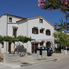 Apartments with parking space Losinj, Losinj - 7978