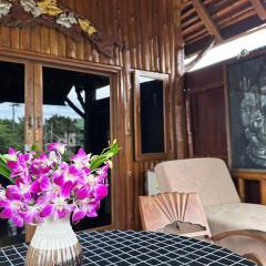 Thai Tom s GuestHouse