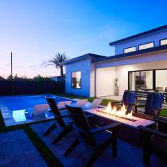 Luxe - Ember - Pool Heat Available - Fire Pit