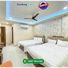 Hotel PREMIUM R-INN Near Vishwanath Temple - Dashashwamedh Ghat - Free Wi-Fi And Parking- Fully Air Conditioning Rooms - Best Hotel In Varanasi