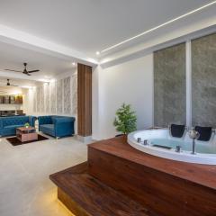 Luxury Kasauli Skyline 2BHK Apartment with Jacuzzi and Mountain View